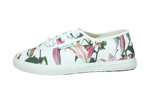 Lily canvas sneaker