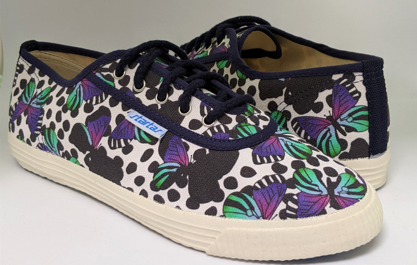 Flutter by Butterfly canvas shoe