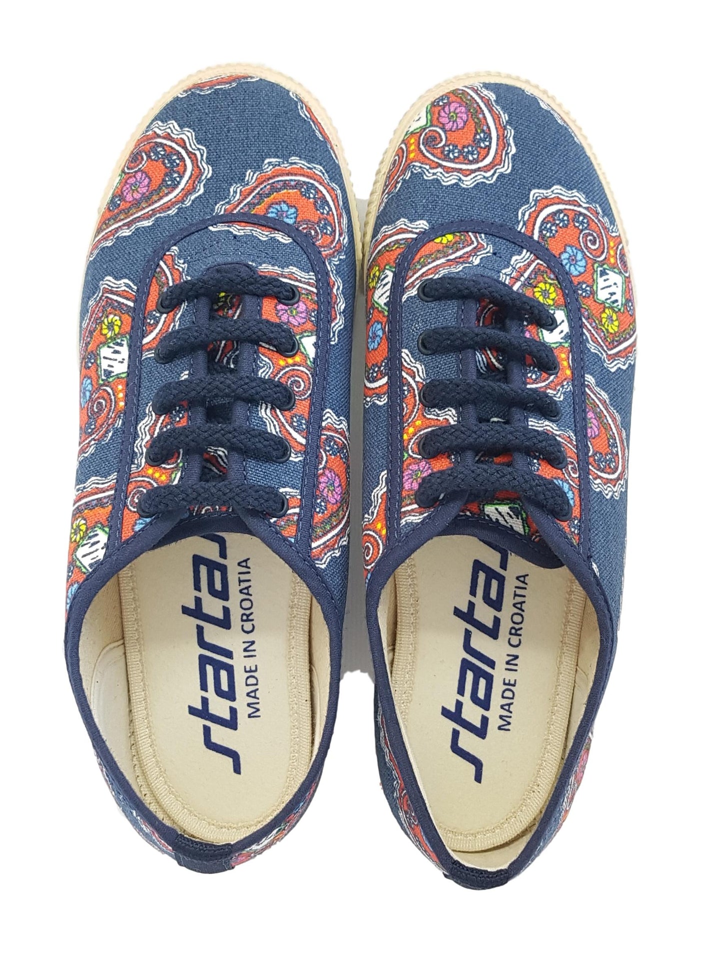 Startas Croatian Hearts canvas shoe