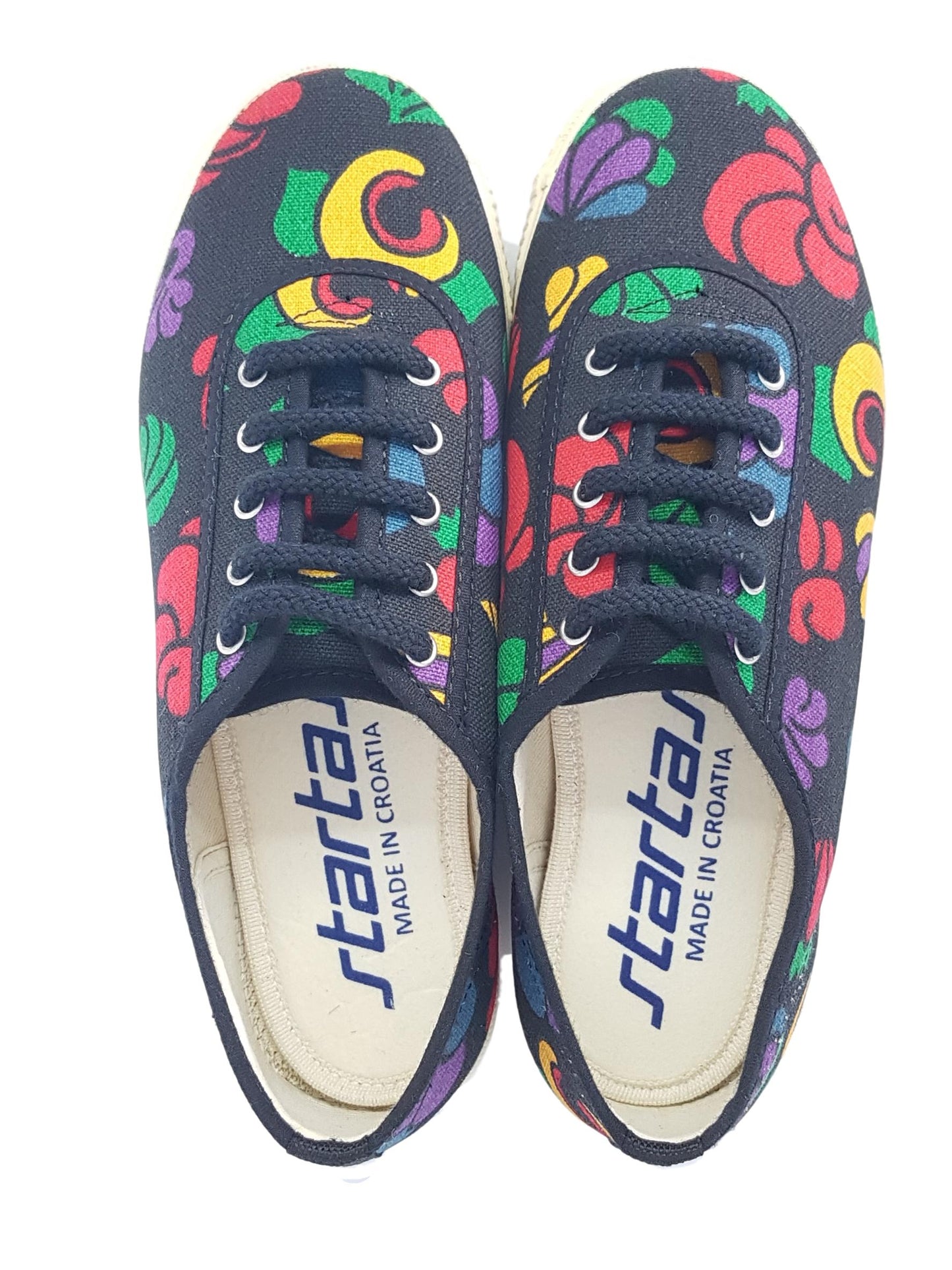 Frida canvas sneaker